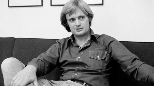 David McCallum im Jahr 1975: Nun ist er im Alter von 90 Jahren gestorben. - &copy; Richard Drew/AP/dpa