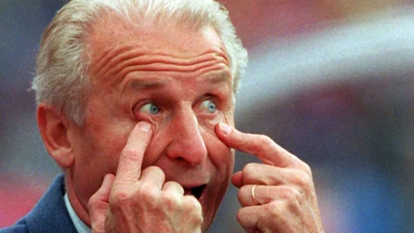 Hielt am 10. M&auml;rz 1998 eine legend&auml;re Trainer-Wutrede: Giovanni Trapattoni. - &copy; Jan Nienheysen/dpa/Archivbild