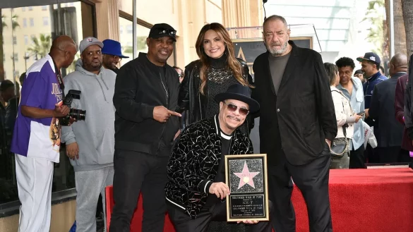 Ice-T (2. v. r.) ist nicht nur als Musiker und Produzent gefragt, er tritt auch als Schauspieler in TV-Serien und Filmen auf. - &copy; Richard Shotwell/Invision/AP/dpa