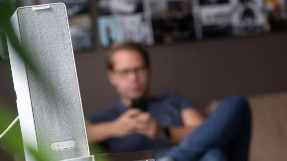 Kooperation: In Ikeas Symfonisk-Lautsprecher steckt Technologie von Sonos. - &copy; Franziska Gabbert/dpa-tmn