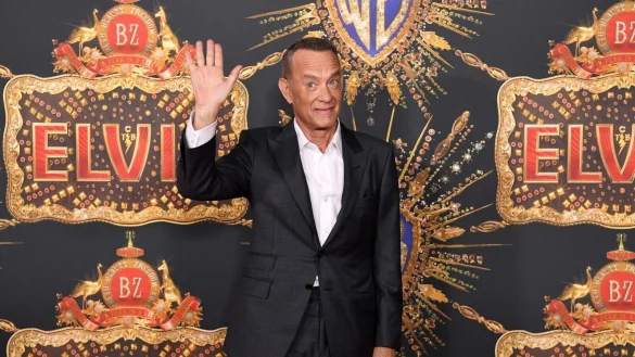 Tom Hanks bei der Premiere des Films &laquo;Elvis&raquo; in Australien. - &copy; Darren England/AAP/dpa