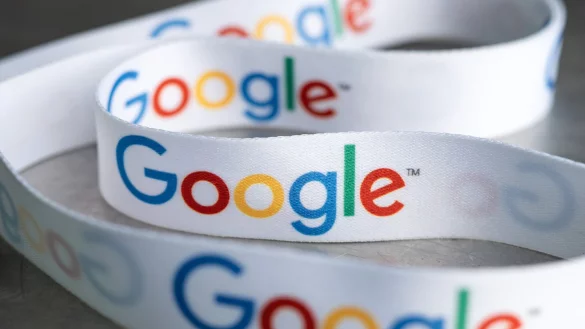 Google will seinen Street-View-Dienst auf den aktuellen Stand bringen - Schritt f&uuml;r Schritt. - &copy; Bernd von Jutrczenka/dpa