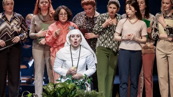 Besondere Machart und ein starkes Ensemble: &laquo;Il Trittico&raquo; feiert Premiere an der Hamburger Staatsoper. - &copy; Markus Scholz/dpa