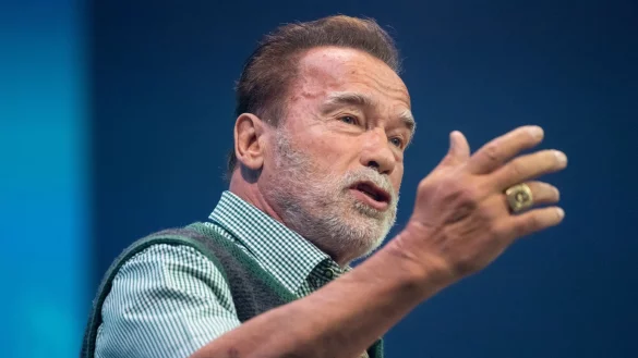 Arnold Schwarzenegger kann die Wut vieler junger Menschen auf die Regierungen verstehen. - &copy; Sven Hoppe/dpa