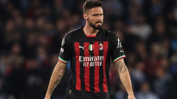 Mailands Olivier Giroud jubelt nach seinem Tor. - &copy; Oliver Weiken/dpa