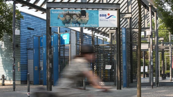 Das Columbiabad in Neuk&ouml;lln ist nach Auseinandersetzungen derzeit noch geschlossen. - &copy; Viola Lopes/dpa