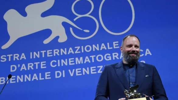 Der Filmregisseur aus Griechenland mit dem Goldenen L&ouml;wen f&uuml;r den besten Film &laquo;Poor Things&raquo;: Giorgos Lanthimos. - &copy; Gian Mattia D\\\'Alberto/LaPresse/AP/dpa
