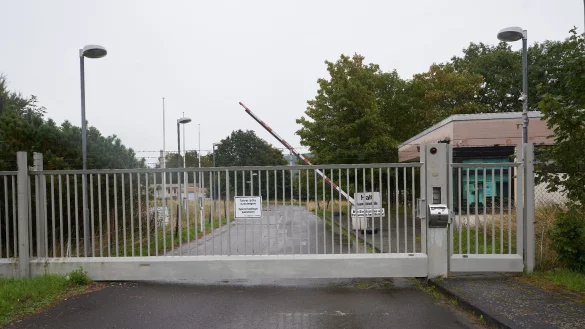 Das Gel&auml;nde des ehemaligen Bundeswehr-Bunkers in Traben-Trarbach, der als Cyberbunker bekannt wurde. - &copy; Thomas Frey/dpa
