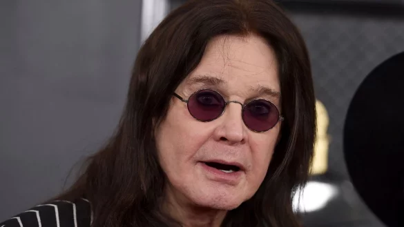 Der britische Rockstar Ozzy Osbourne sagt seine mehrfach verschobene Tour durch Europa ab. - &copy; Jordan Strauss/Invision/AP/dpa