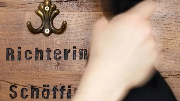 Zu den Voraussetzungen f&uuml;r das Sch&ouml;ffenamt geh&ouml;rt bislang auch die deutsche Staatsb&uuml;rgerschaft. - &copy; Friso Gentsch/dpa