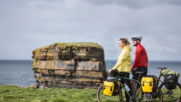 Der Eurovelo 1, die Atlantikk&uuml;stenroute, f&uuml;hrt auch entlang der irischen K&uuml;ste. - &copy; EuroVelo/dpa-tmn