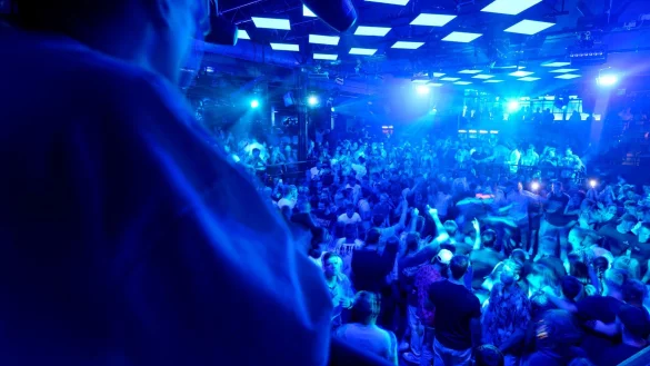 Der Kölner Club «Bootshaus» schafft es wieder unter die Top-100-Clubs des «DJ Mag». - © Henning Kaiser/dpa