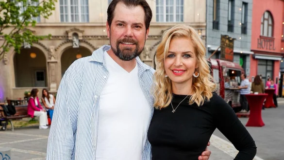 Susan Sideropoulos und Daniel Fehlow beim Jubil&auml;umsfest 30 Jahre &laquo;Gute Zeiten - schlechte Zeiten&raquo; in Potsdam. - &copy; Gerald Matzka/dpa