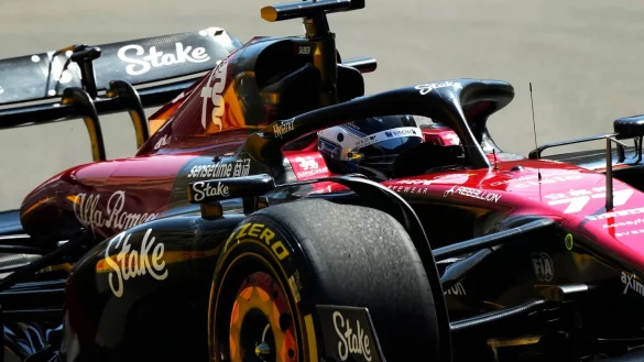 Das Alfa-Romeo-Team bekommt einen neuen Technischen Direktor. - &copy; Sergei Grits/AP/dpa