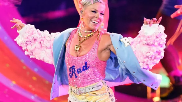 Pink bei den American Music Awards 2022 im Microsoft Theater. - &copy; Chris Pizzello/Invision/AP/dpa