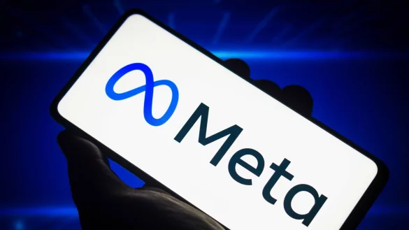 Ein Meta-Logo ist auf einem Smartphone zu sehen. - &copy; Rafael Henrique/SOPA Images via ZUMA Press Wire/dpa