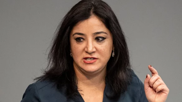 G&ouml;kay Akbulut (Die Linke) im Bundestag. - &copy; Fabian Sommer/dpa