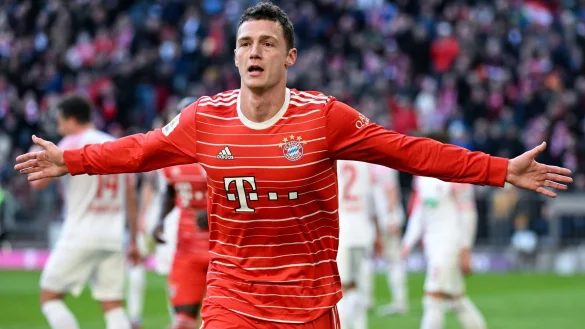 Bayerns Benjamin Pavard k&ouml;nnte seinem Verein l&auml;nger als geplant erhalten bleiben. - &copy; Sven Hoppe/dpa