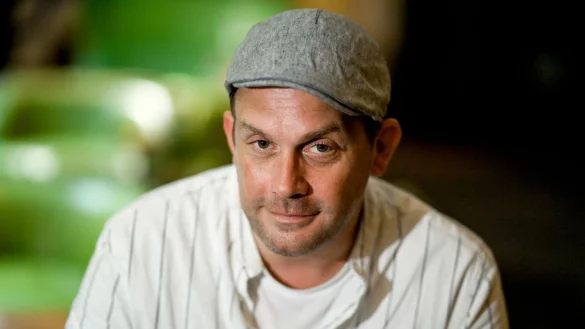 Schauspieler Sebastian Bezzel beim dpa-Interview in Berlin. - &copy; Britta Pedersen/dpa-Zentralbild/dpa