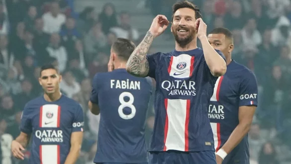 Lionel Messi wird mit PSG nach Katar und Saudi-Arabien reisen. - &copy; Laurent Cipriani/AP/dpa