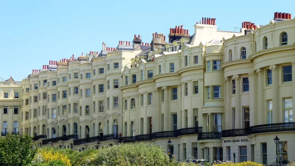 Elegante Wohnha?user im schicken Hove, das im Westen direkt an Brighton grenzt. - &copy; Alexandra Stahl/dpa-tmn/Archivbild