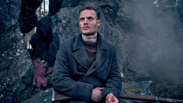 Schauspieler Robert Maaser als Heinrich in einer Szene aus &laquo;Blood & Gold&raquo;. - &copy; Reiner Bajo/Netflix/dpa