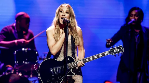 Ellie Goulding hat sich auf ihrem neuen Album &laquo;Higher Than Heaven&raquo; dem Retro-Sound der 80er Jahre verschrieben. - &copy; Axel Heimken/dpa