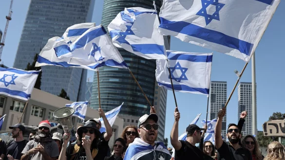 Ein landesweiter &laquo;Tag der St&ouml;rung&raquo; als Protest gegen die Justizreform in Israel hat mit zahlreichen Demonstrationen und Stra&szlig;ensperren begonnen. - &copy; Ilia Yefimovich/dpa