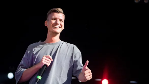 Julian Sommer hat mit Mia Julia und dem Song &laquo;Peter Pan&raquo; einen Hit gelandet. - &copy; Sina Schuldt/dpa