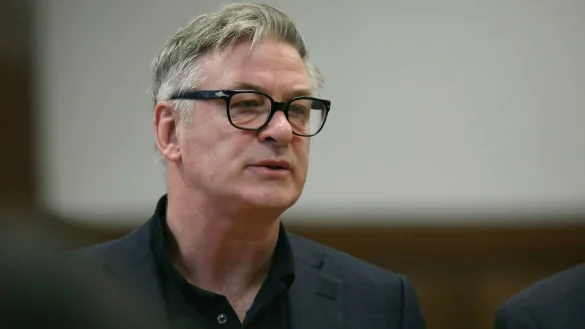 US-Schauspieler Alec Baldwin w&auml;hrend eines Gerichtstermins in New York. - &copy; Alec Tabak/Pool The Daily News/AP/dpa