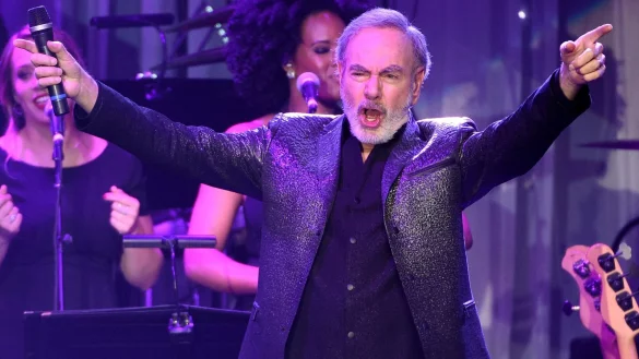 US-S&auml;nger Neil Diamond 2017 auf der Pre-Grammy Gala. - &copy; Chris Pizzello/Invision/AP/dpa