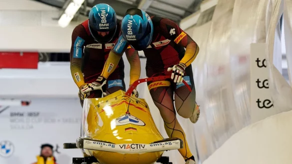 Johannes Lochner und Georg Fleischhauer siegten im Zweierbob. - &copy; Oksana Dzadan/AP/dpa