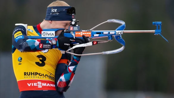 Johannes Thingnes B&ouml; aus Norwegen in Aktion. - &copy; Sven Hoppe/dpa