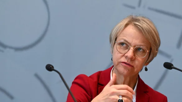 Dorothee Feller, Schulministerin von Nordrhein-Westfalen. - &copy; Federico Gambarini/dpa/Archivbild