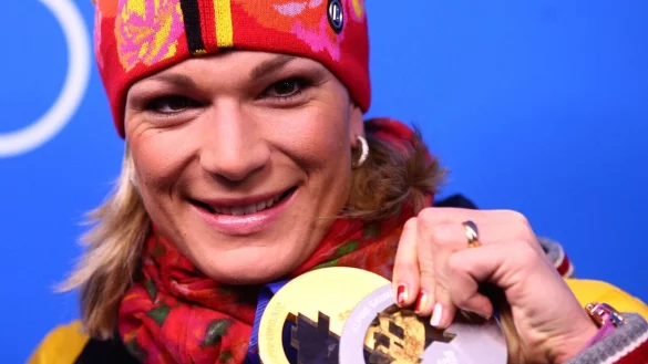 Eine Olympiabewerbung Deutschlands h&auml;lt die dreifache Olympiasiegerin Maria H&ouml;fl-Riesch derzeit f&uuml;r kaum durchsetzbar. - &copy; Christian Charisius/dpa