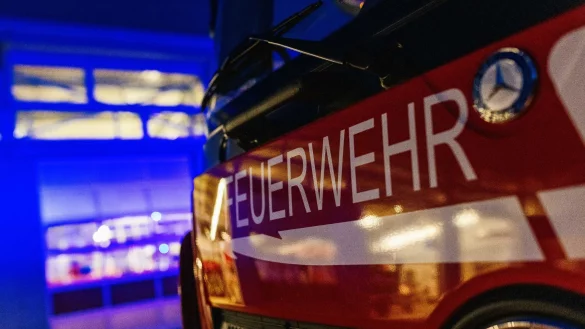 Ein Einsatzfahrzeug der Feuerwehr. - &copy; Philipp von Ditfurth/dpa/Symbolbild