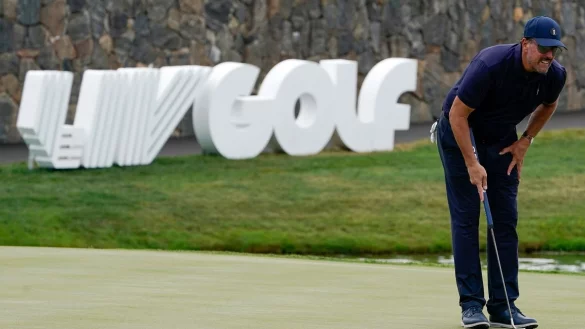 Die bisher konkurrierenden Golf-Touren haben ihren Streit beigelegt und eine Zusammenarbeit vereinbart. - &copy; Seth Wenig/AP/dpa