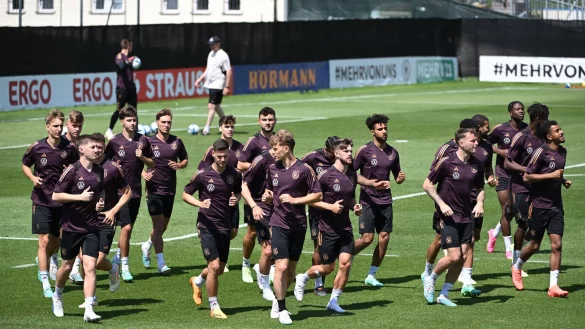 Die deutsche U21-Nationalmannschaft bei der Vorbereitung auf die EM. - &copy; Angelika Warmuth/dpa