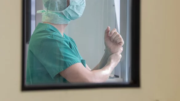 Ein Verband f&uuml;r Infektionskrankheiten in der T&uuml;rkei hatte vorige Woche von F&auml;llen bei T&uuml;rken und Ausl&auml;ndern berichtet (Symbolbild). - &copy; Marijan Murat/dpa