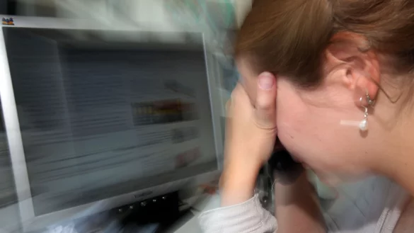 Die psychische Belastung berufstätiger Menschen soll gestiegen sein. - © picture alliance / dpa