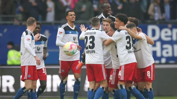Der Hamburger SV festigte den zweiten Tabellenplatz. - &copy; Christian Charisius/dpa