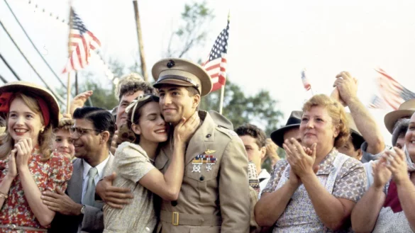 Maria (Nastassja Kinski, Mitte, l) mit ihrem Freund Al Griselli (Vincent Spano, Mitte, r). - &copy; Arte/dpa