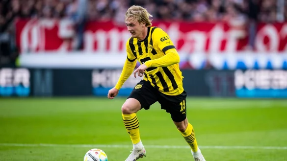 Dortmunds Julian Brandt in Aktion. - &copy; Tom Weller/dpa