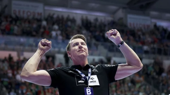 Trainer Filip Jicha gewann mit dem THW in Hamburg. - &copy; Ronny Hartmann/dpa-Zentralbild/dpa