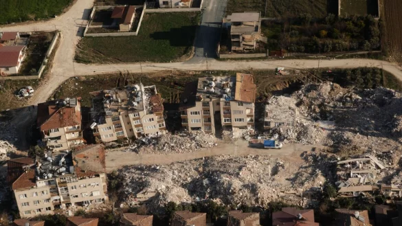 Tr&uuml;mmer im t&uuml;rkischen Hatay. - &copy; Clodagh Kilcoyne/POOL REUTERS/AP/dpa
