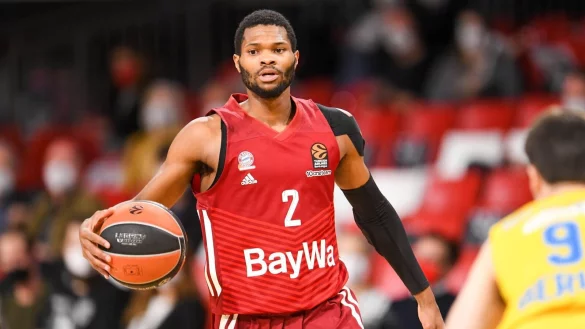 19 Punkte von Corey Walden waren zu wenig: Der FC Bayern München verliert in der Euroleague in Tel Aviv. - © Tobias Hase/dpa/Archivbild