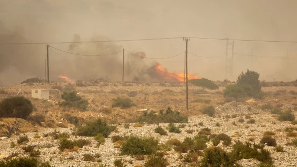 Br&auml;nde in der N&auml;he des Dorfes Gennadi auf Rhodos. - &copy; Socrates Baltagiannis/dpa