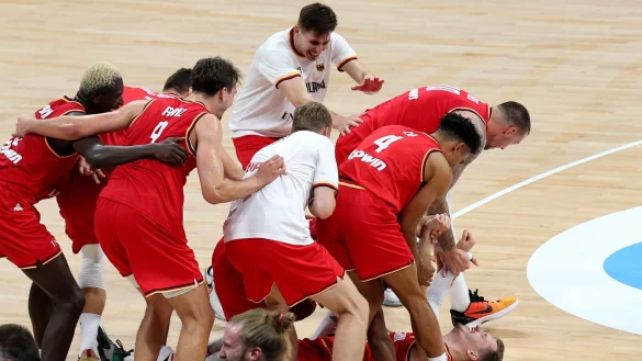 Deutschlands Spieler jubeln nach dem Sieg gegen die USA. - &copy; Matthias Stickel/dpa