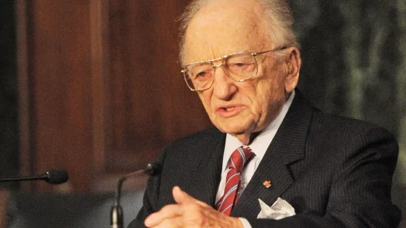 Benjamin Ferencz war nicht einmal 30 Jahre alt, als er Kriegsverbrechern in N&uuml;rnberg den Prozess machte. - &copy; Armin Weigel/dpa