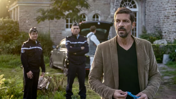 Kommissar Dupin (Pasquale Aleardi) nimmt die Ermittlungen auf. - &copy; Wolfgang Ennenbach/Filmpool Fiction GmbH/ARD Degeto/dpa